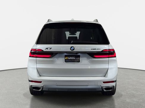 Used 2026 BMW X7 xDrive40i AWD/4WD image 4