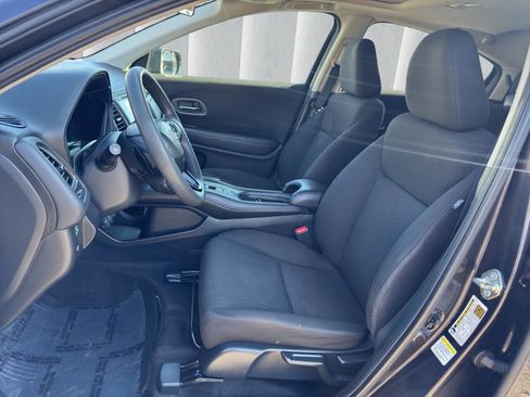 Used 2016 Honda HR-V EX image 10
