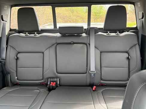 Used 2020 Chevrolet Silverado 2500 LT w/ All Star Edition AWD/4WD image 4
