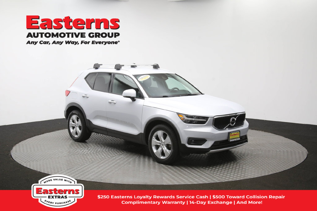 Used 2021 Volvo XC40 T4 Momentum FWD image 48