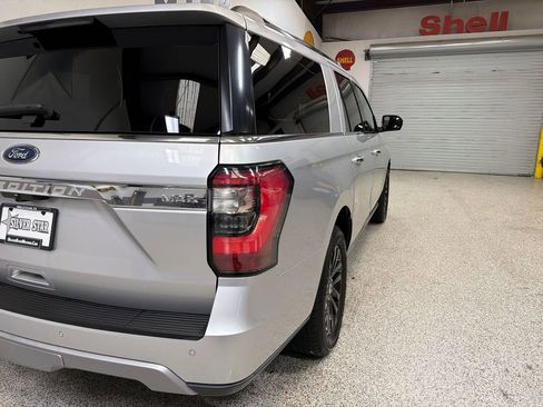 Used 2019 Ford Expedition Max Limited RWD image 38