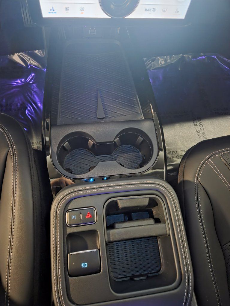 Used 2025 Ford Mustang Mach-E Premium RWD image 9