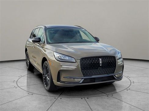 New 2026 Lincoln Corsair Premiere image 11
