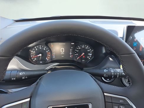 New 2026 Jeep Compass Latitude AWD/4WD image 15
