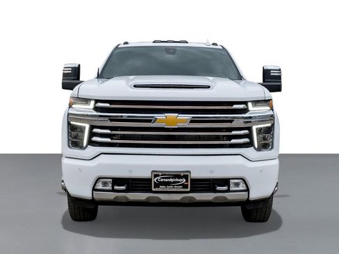 Used 2022 Chevrolet Silverado 3500 High Country image 3