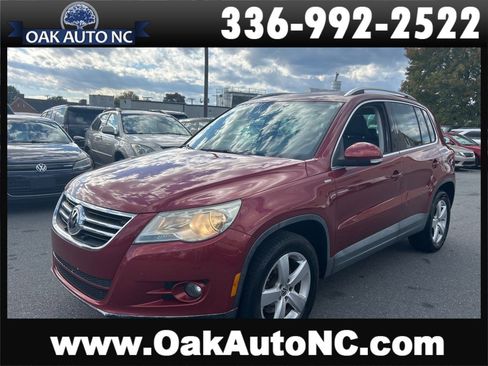 Used 2010 Volkswagen Tiguan 2WD image 1