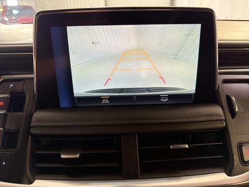 Used 2022 Chevrolet Tahoe Z71 image 18