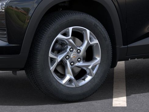 New 2026 Chevrolet Trax LS image 9
