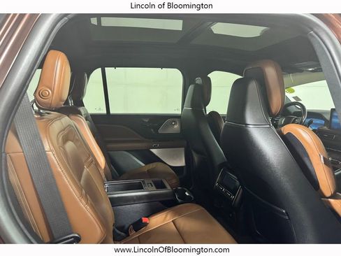Used 2020 Lincoln Aviator Reserve w/ Equipment Group 202A AWD/4WD image 17