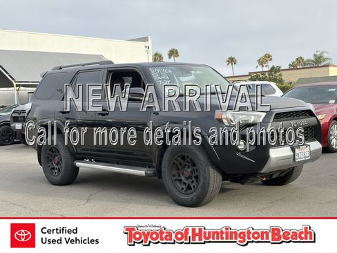 Certified 2024 Toyota 4Runner TRD Off-Road Premium w/ Moonroof Package AWD/4WD image 1