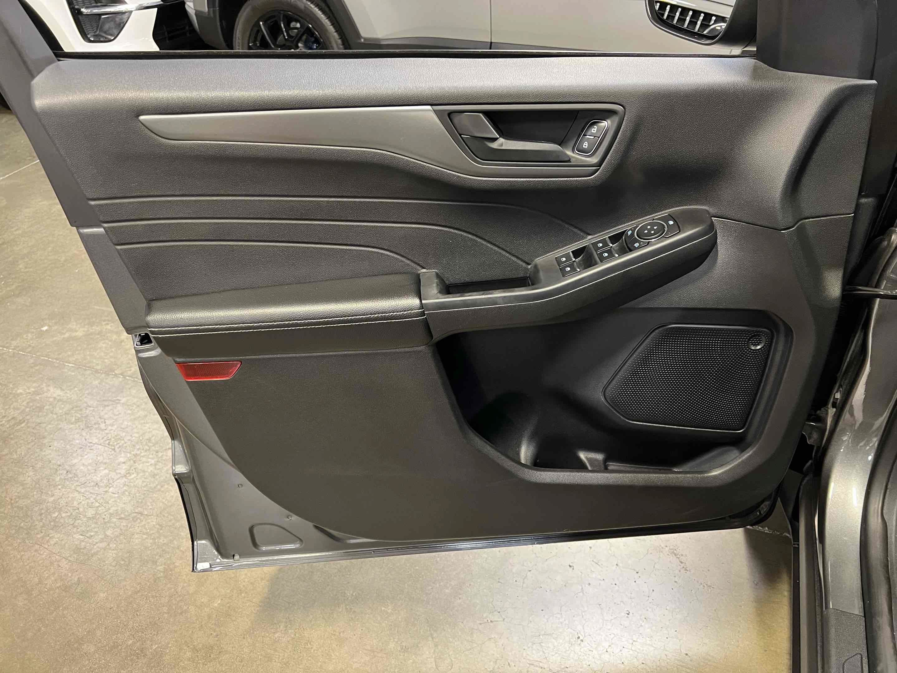 Used 2023 Ford Escape Active FWD image 76
