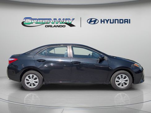 Used 2016 Toyota Corolla L FWD image 9