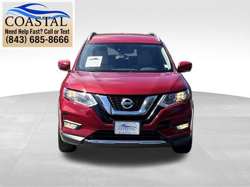 Used 2017 Nissan Rogue SL AWD/4WD image 2