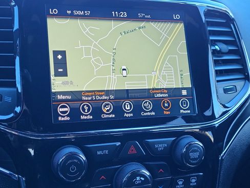 Used 2019 Jeep Grand Cherokee Limited image 20