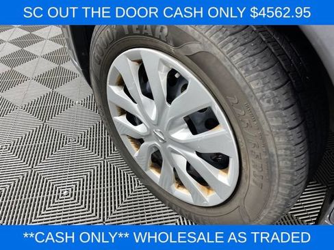 Used 2015 Nissan Rogue S FWD image 10