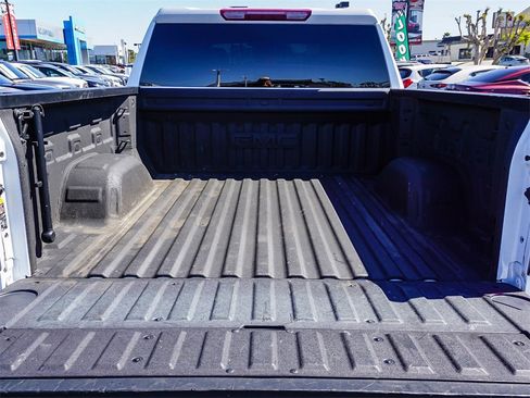 Used 2024 GMC Sierra 1500 SLE w/ Max Trailering Package image 23