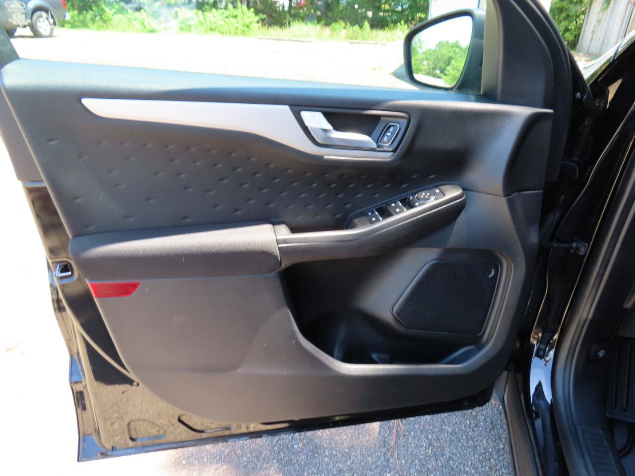 Used 2020 Ford Escape SE AWD/4WD image 16