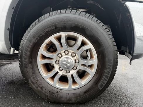Used 2018 RAM 2500 Laramie w/ Snow Chief Group AWD/4WD image 24