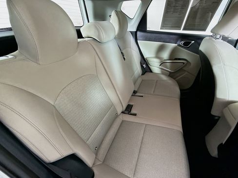 Used 2020 Kia Soul S image 32