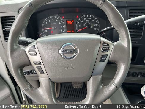 Used 2013 Nissan NV 3500 SL w/ Technology Pkg image 23