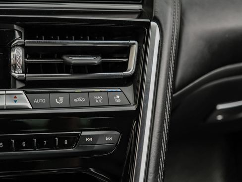 Used 2022 BMW M8 Gran Coupe xDrive Competition w/ M Carbon Exterior Package AWD/4WD image 29