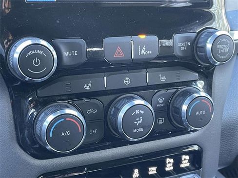 Used 2022 RAM 1500 Big Horn image 14