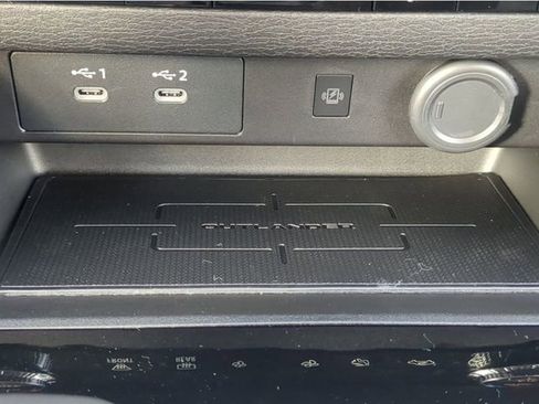 New 2026 Mitsubishi Outlander SE FWD image 27
