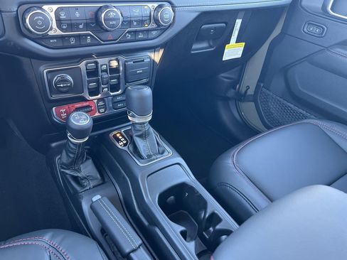 New 2026 Jeep Gladiator Rubicon AWD/4WD image 9