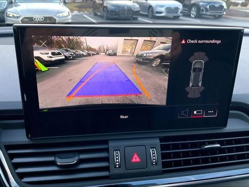 Used 2023 Audi Q5 2.0T Premium w/ Convenience Package image 28