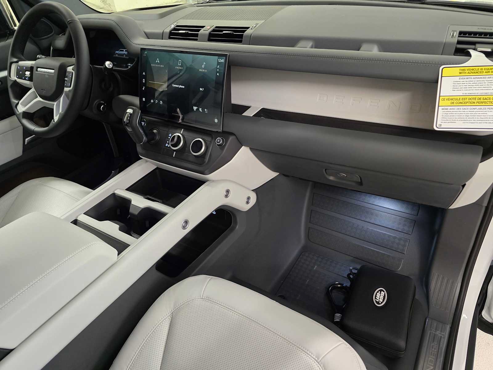 New 2026 Land Rover Defender 130 S AWD/4WD image 10