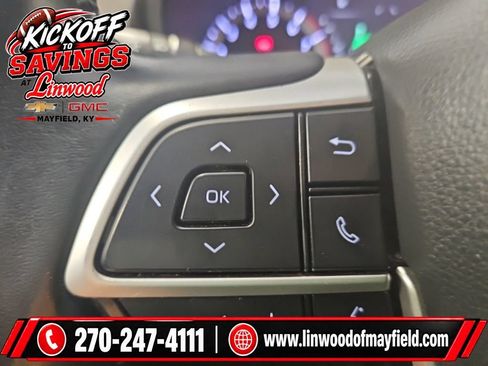 Used 2023 Toyota Highlander LE AWD/4WD image 20