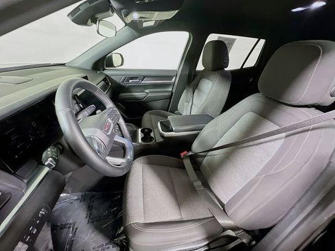 Used 2025 GMC Terrain Elevation AWD/4WD image 17