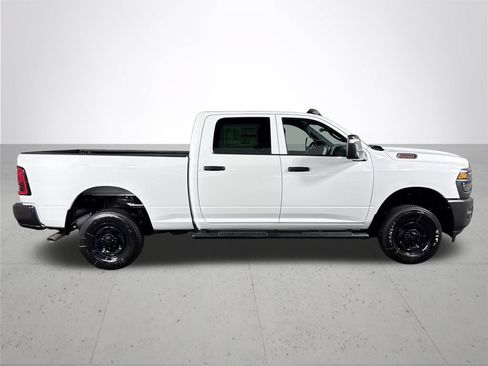 New 2026 RAM 2500 Tradesman AWD/4WD image 5
