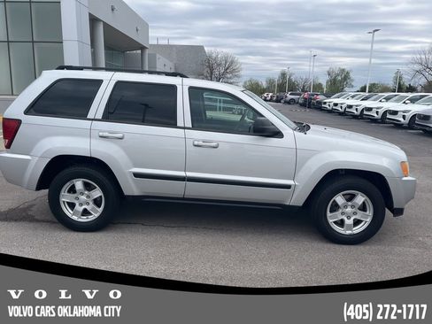 Used 2007 Jeep Grand Cherokee Laredo image 4