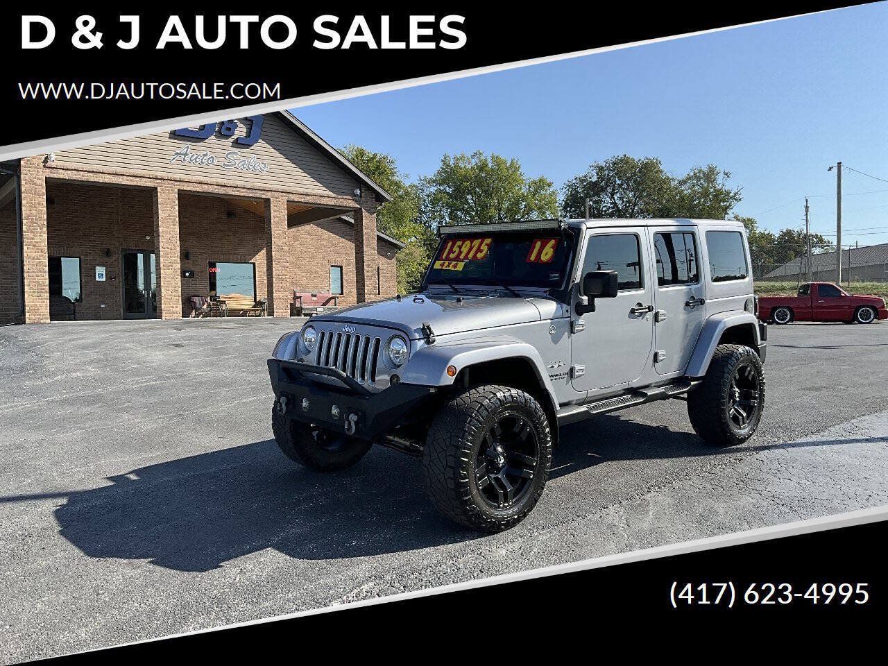 Used 2016 Jeep Wrangler Unlimited Sahara w/ Connectivity Group AWD/4WD image 46