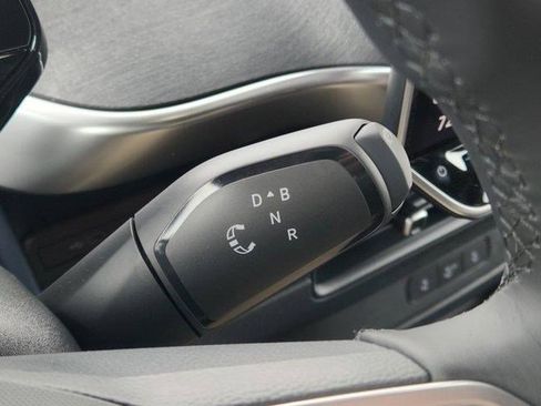 New 2025 Volkswagen ID. Buzz Pro S image 21