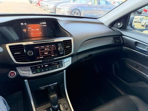 Used 2015 Honda Accord EX-L image 16