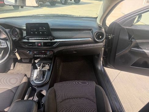 Used 2019 Kia Forte S FWD image 18