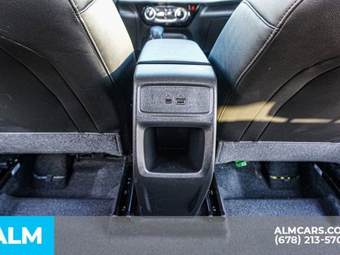 Used 2024 Chevrolet Trax LT image 31