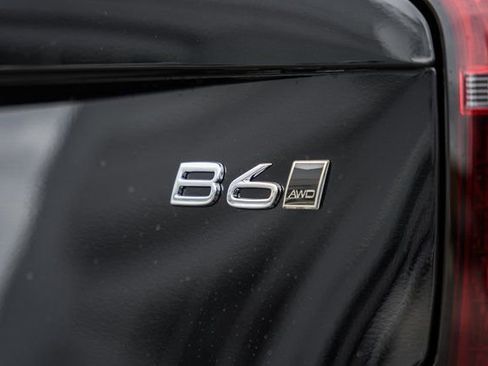 New 2026 Volvo XC90 B6 Plus w/ Protection Package Premier image 8