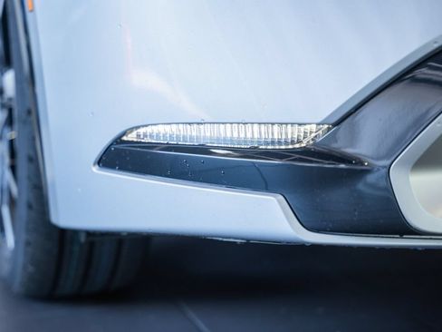 New 2026 Toyota Prius Plug-In Hybrid FWD image 12
