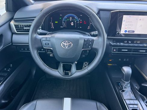Used 2026 Toyota Camry SE FWD image 16