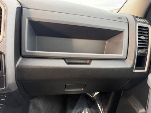 Used 2016 RAM 2500 Tradesman w/ Chrome Appearance Group image 22