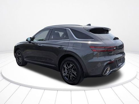 Used 2023 Genesis GV70 2.5T w/ Select Package AWD/4WD image 5