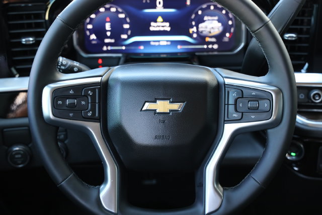 Used 2026 Chevrolet Silverado 1500 LT w/ Texas Edition Plus RWD image 14