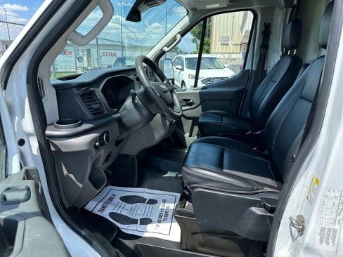 Used 2020 Ford Transit 350 DRW RWD image 29