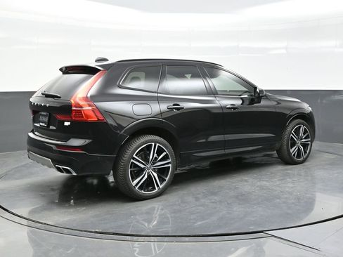 Used 2021 Volvo XC60 T8 R-Design w/ Advanced Package image 7