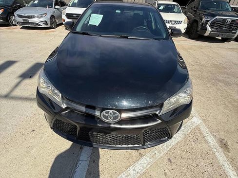 Used 2016 Toyota Camry SE image 23