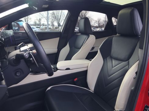 Used 2024 Lexus NX 300h 350h Luxury image 38