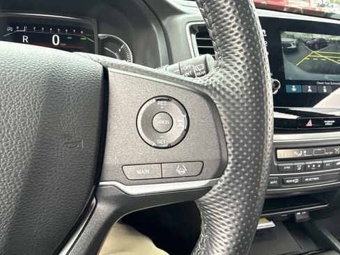 Used 2023 Honda Passport EX-L image 37